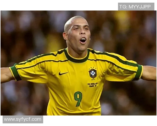 足球球星别名背后的故事：从C罗的风暴到梅西的球场魔术师