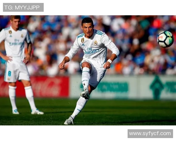 足球界十大蝴蝶球星盘点 他们的技术与美学如何成就传奇 足球界十大蝴蝶球星盘点 他们的技术与美学如何成就传奇